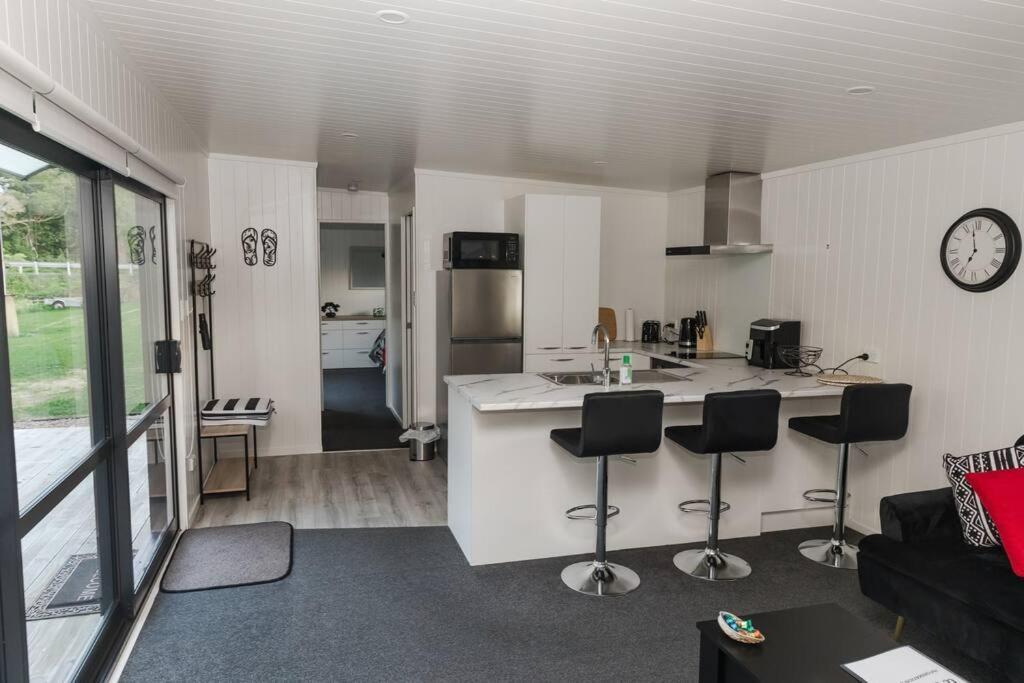 Bombay Hills Modern Retreat Apartman Auckland Kültér fotó